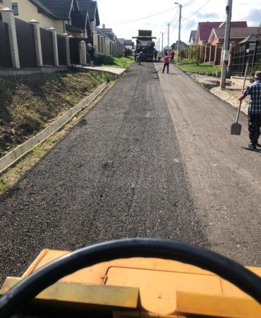 Укладка асфальтовой крошки