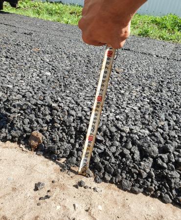 Укладка асфальтовой крошки