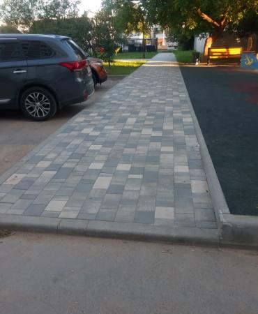 Укладка тротуарной плитки
