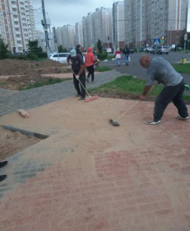 Укладка тротуарной плитки